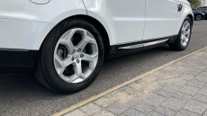 Land Rover Range Rover Sport 3.0 SDV6 HSE 5dr Auto Diesel Estate